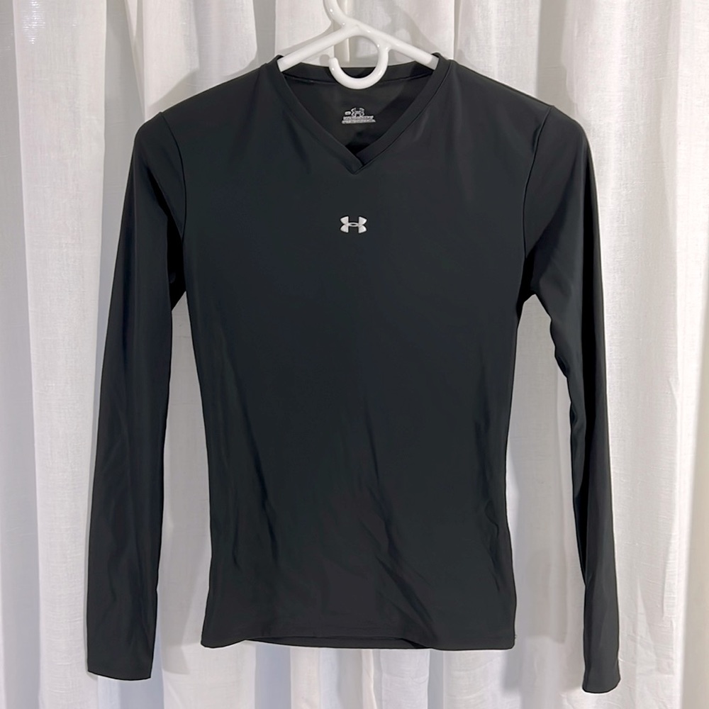 Black Women’s Under Armour Shirt M